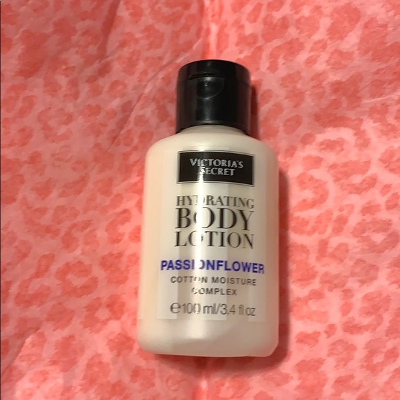Victoria Secret Lotion - Picture 3 of 4